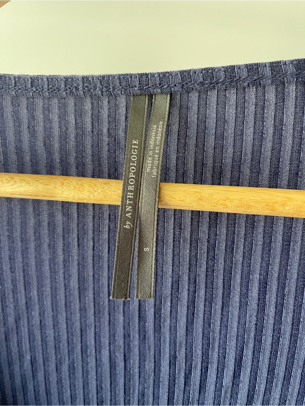 Anthropologie Navy Ribbed Scoop Neck Long Sleeve Top Size S - Picture 2 of 5